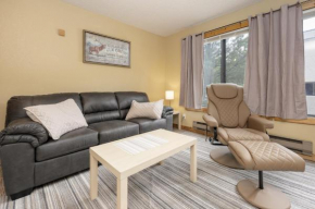  E209 Snowblaze Athletic Club Condo  Уинтер Парк